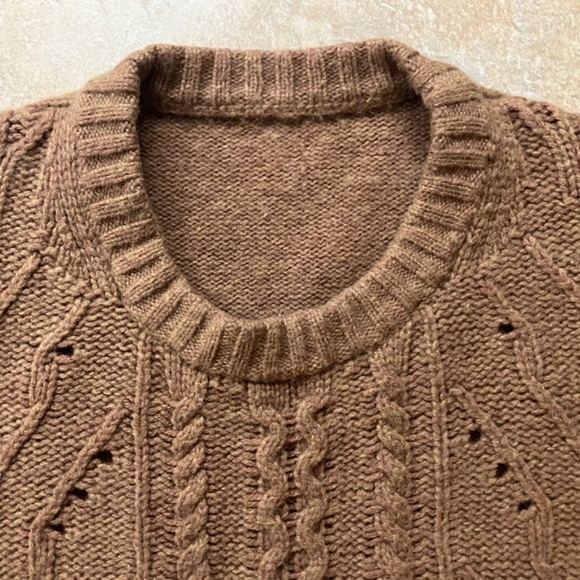 J.Crew Camel Cable Knit Sweater – Size Large - Picture 6 of 10